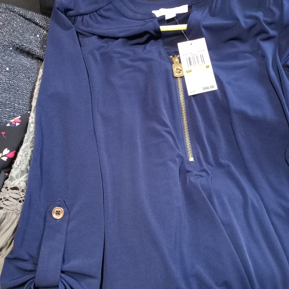 Brand new Michael Kors top with zipper